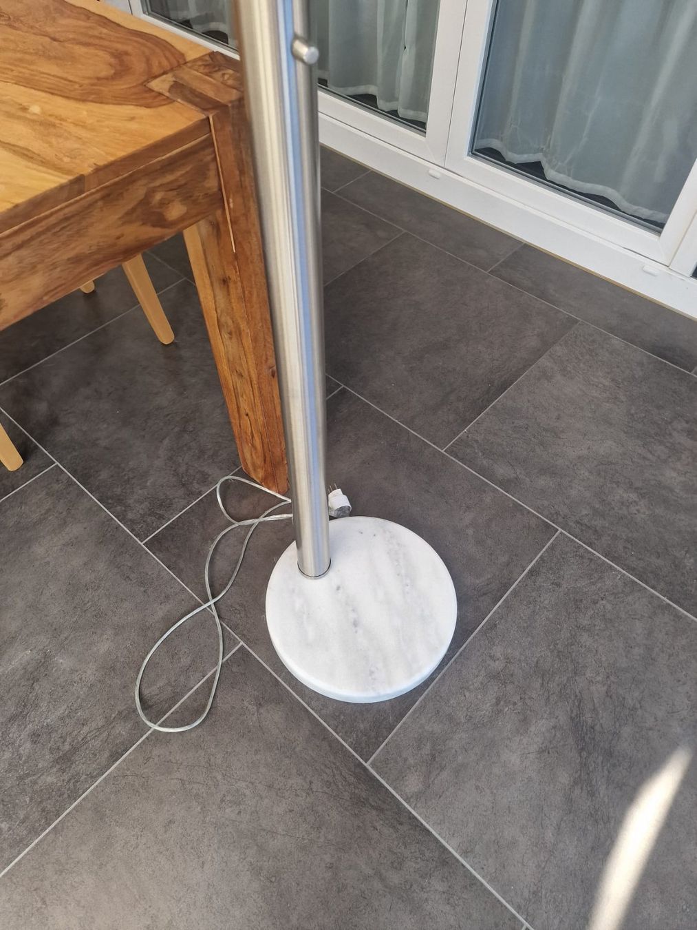Lampes: Stehlampe Dimmbar – D'occasion à Schübelbach par chinchilla84 2