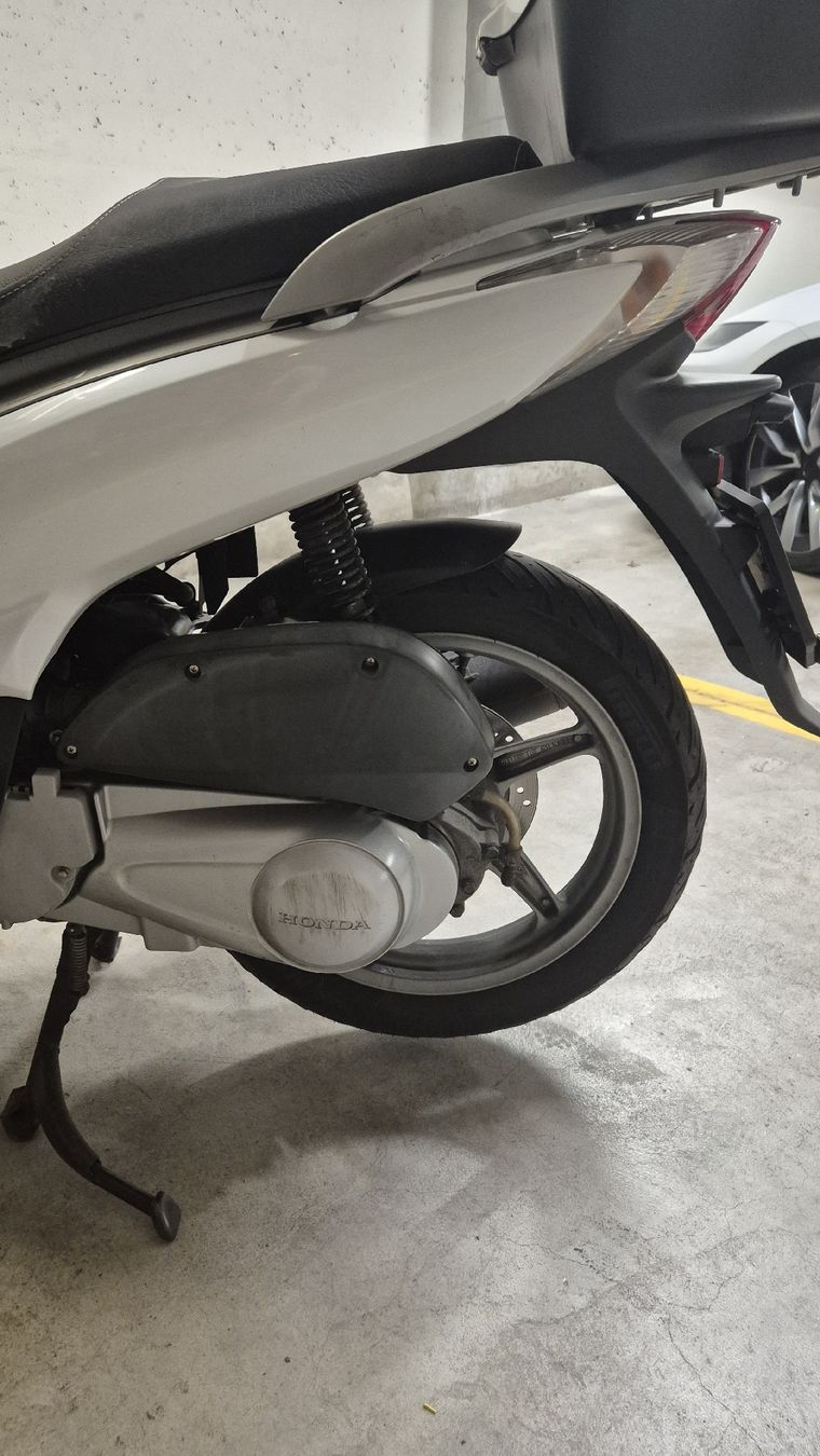 Honda Scooter: Scooter Honda SH 125 – Usato da Agra venduto da edika00 6