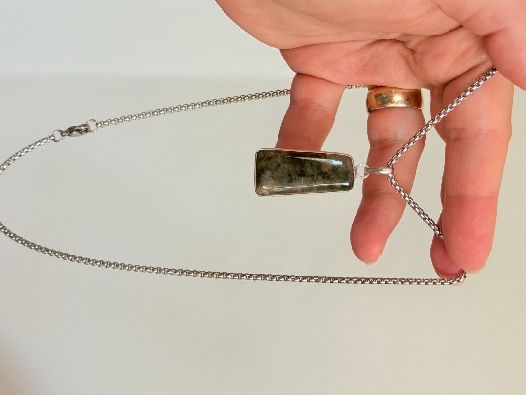 Catenine: Labradorite necklace – Nuovo e nell'imballaggio originale da Genève venduto da AGBERG 8