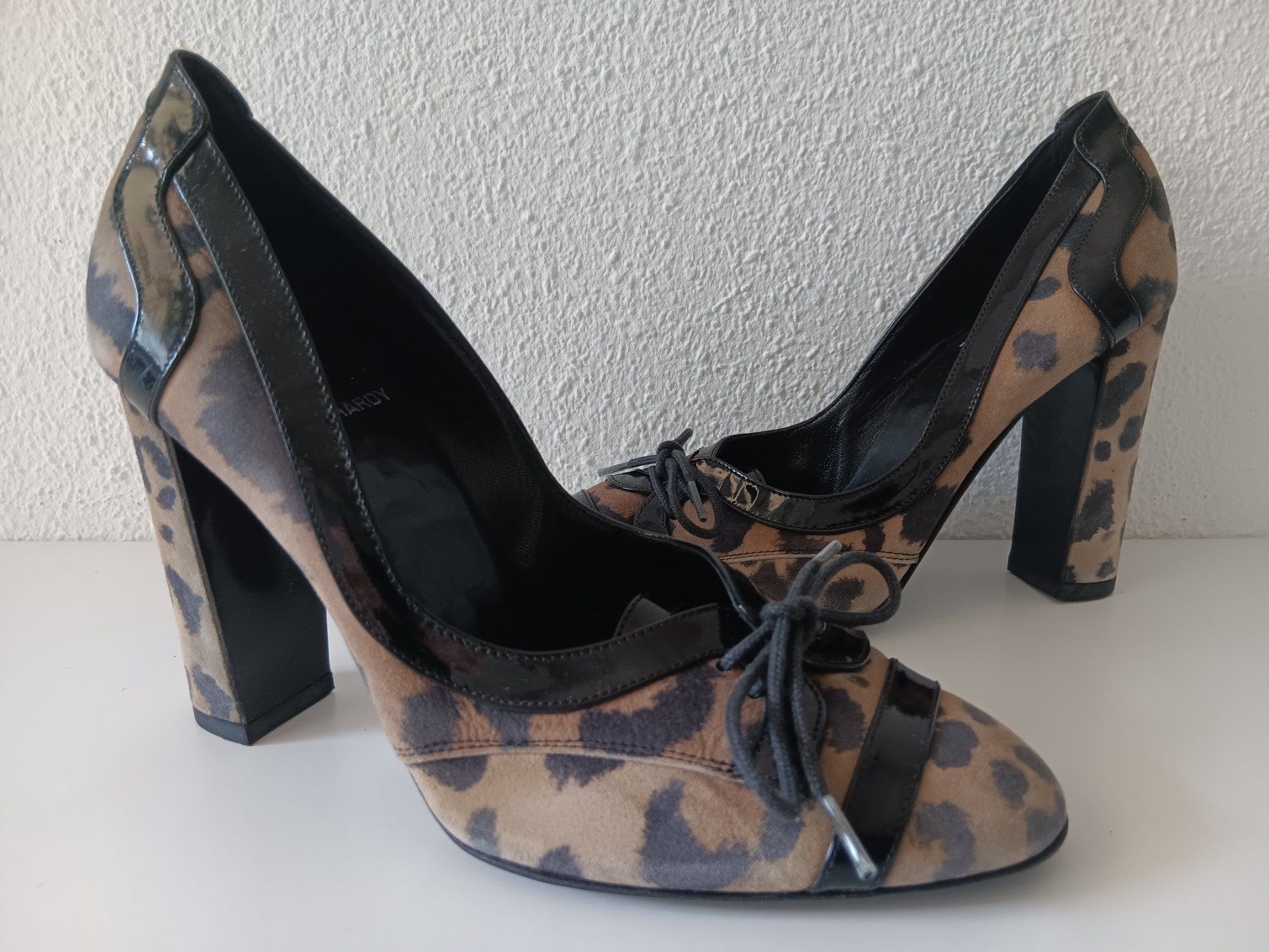Damenschuhe: PIERRE HARDY Chaussures / Schuhe pointure / Nummer 36 – Gebraucht aus Cossonay-ville von Super-Price-Quality