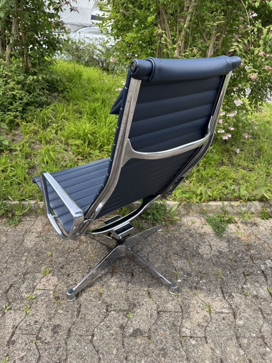 Vitra Poltrone: Aluminium Chair EA 124, Vitra – Usato da Thalwil venduto da Bluemli1 2