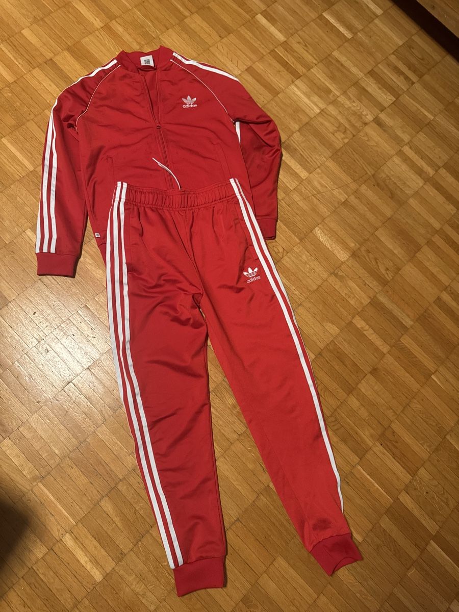Adidas Completi: Adidas Trainer – Usato da Glattpark(Opfikon) venduto da cherrytomate