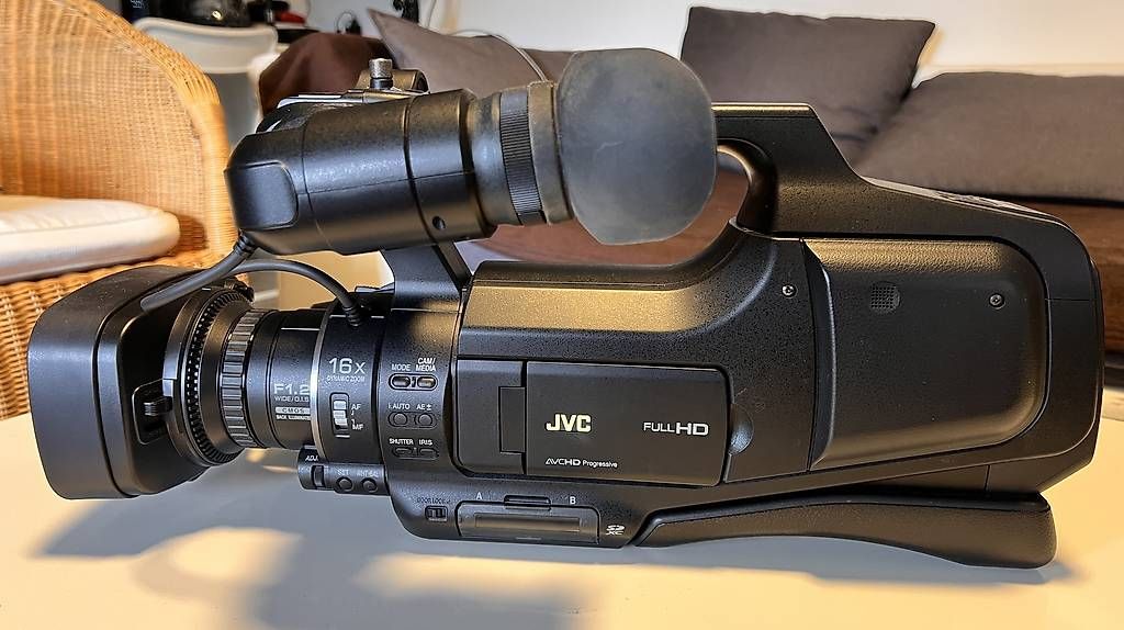 Caméscopes: JVC Video Camcorder  – D'occasion à Oberglatt ZH par cobra_crew 3
