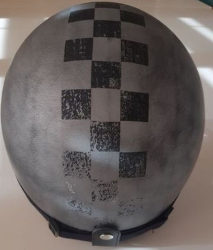 Helme & Visiere: Retro Helmet L – Neu (gemäss Beschreibung) aus Riehen von lor_99g9