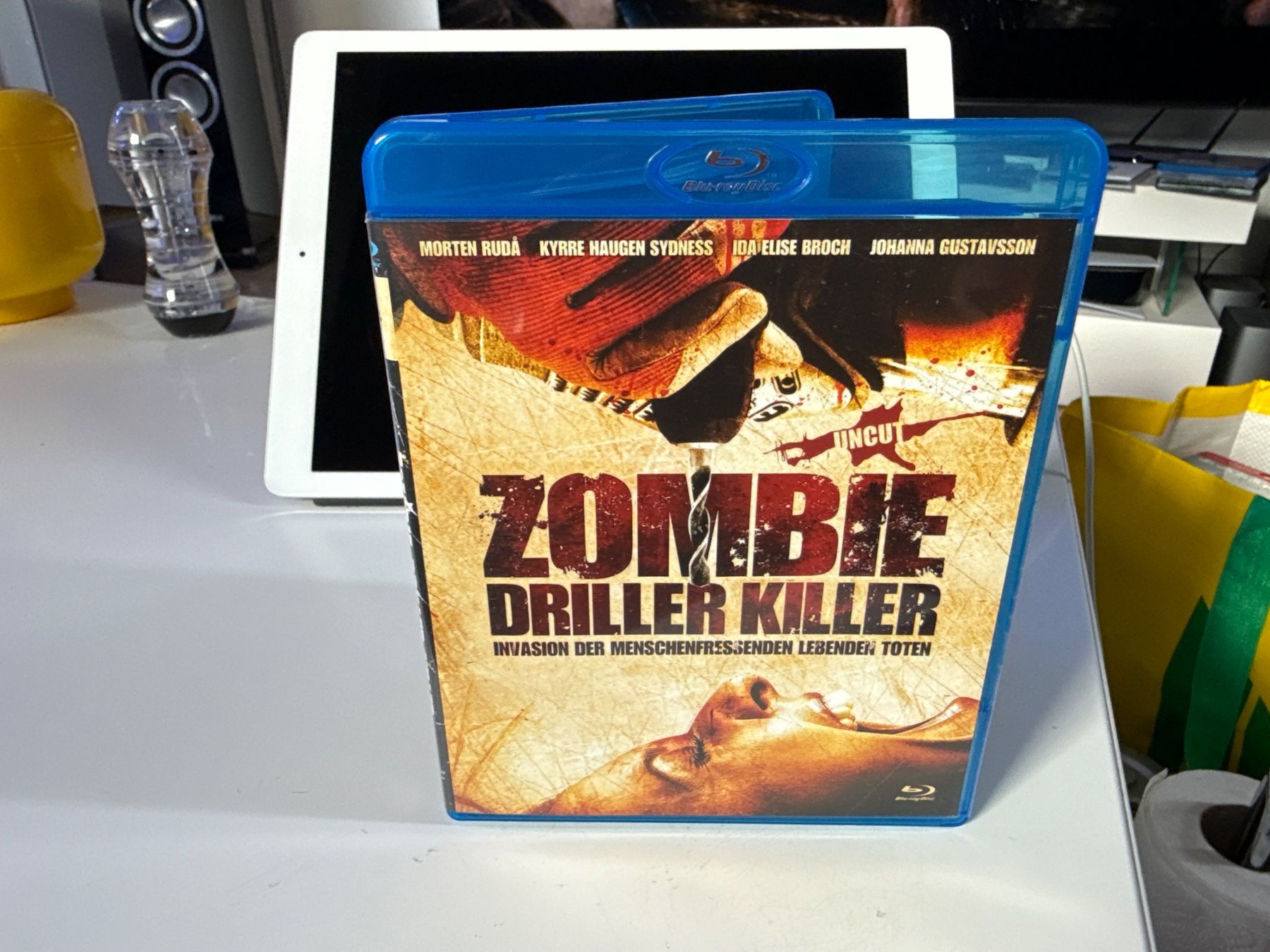 Tutti i DVDs: Zombie Driller Killer - Blu-Ray Uncut – Usato da Allschwil venduto da meeresperle