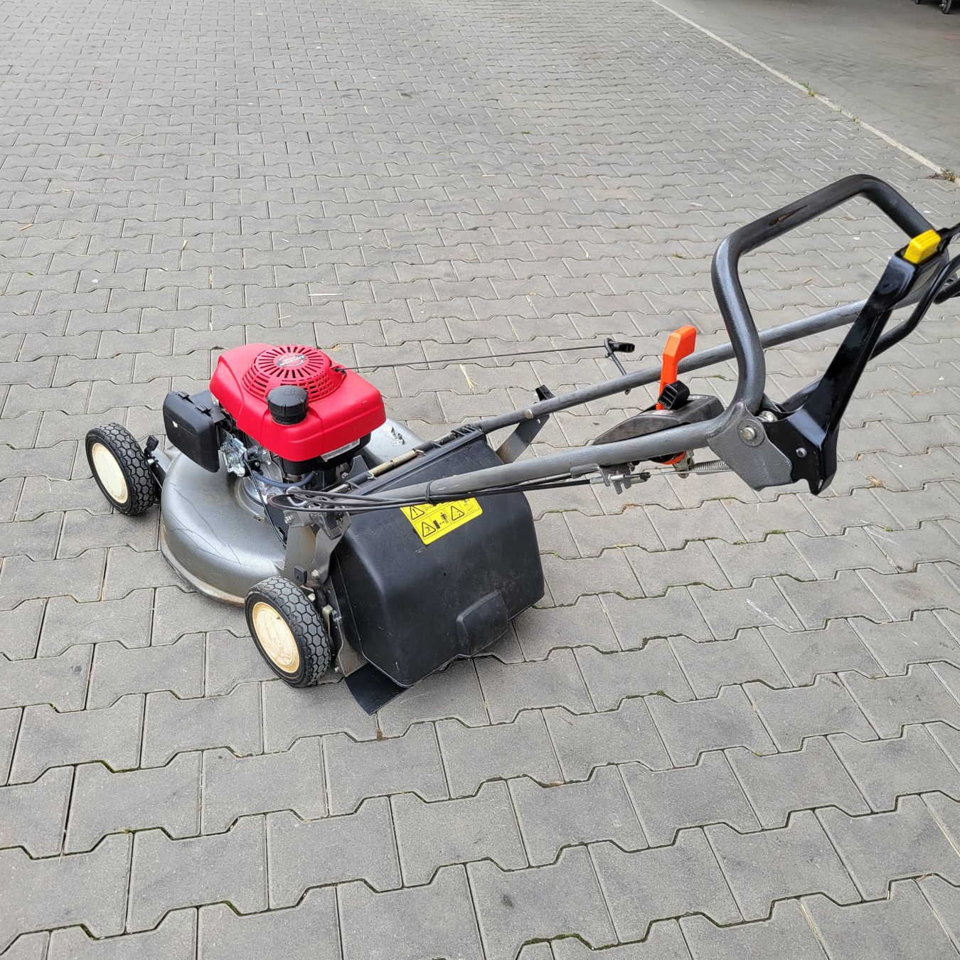 Honda Tondeuses à gazon: Rasenmäher Honda – D'occasion à Ettingen par zimmi07 4