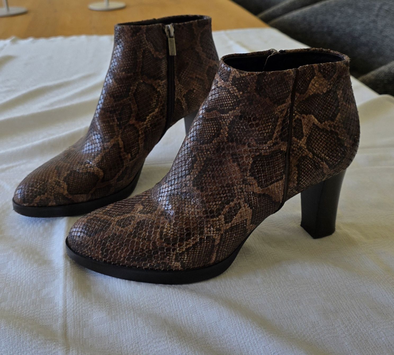 Scarpe da donna: Wunderschöne Stiefeletten von "GiorM Firenze" Gr. 39.5 – Usato da Schneisingen venduto da backstore24 2