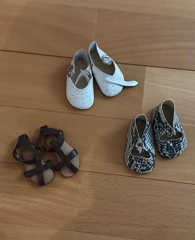 Puppen: Original Sasha Puppenschuhe 11 – Gebraucht aus Bern von fab_tx65