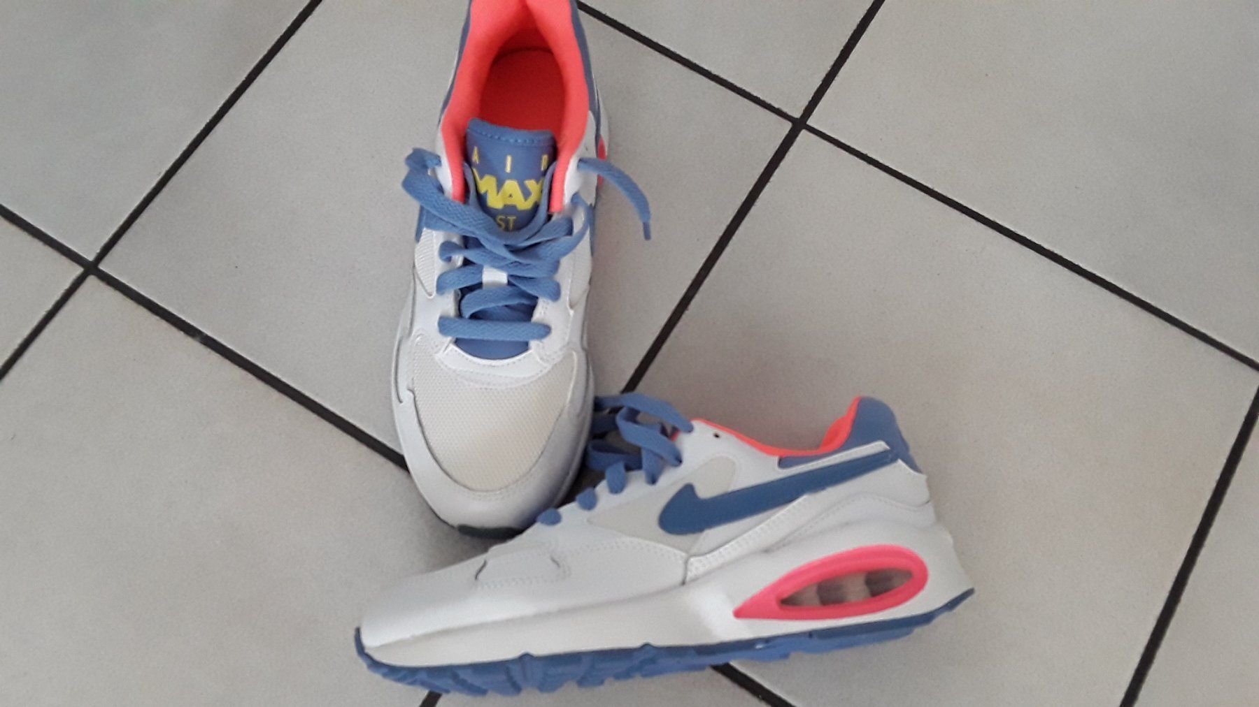 Nike Herrenschuhe: Neu nike air max grösse 38 – Neu und originalverpackt aus Dagmersellen von L.Ga. 1