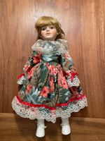 Porzellan Puppe Daniella 40cm The Classique Collection