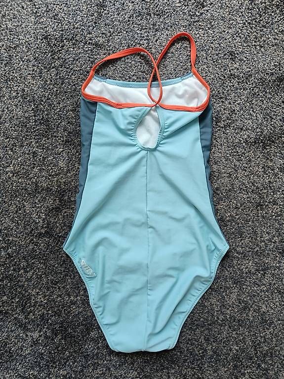 Maillots de bain & Bikinis: Badekleid Speedo Gr. 36 – D'occasion à Gerolfingen par elzwa 1