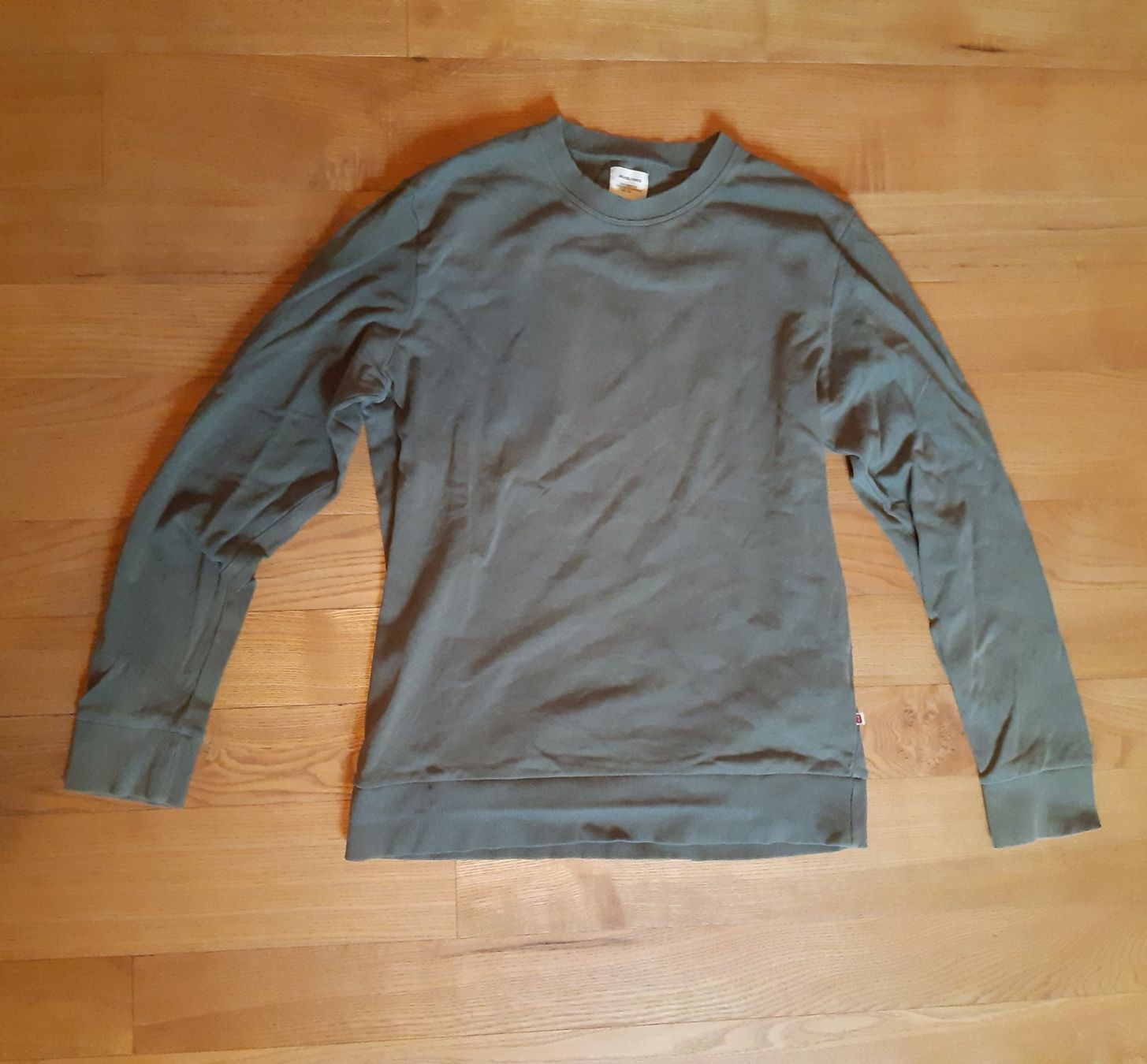 Jack & Jones Pullover & Sweatshirts: Pullover von Jack and Jones, Grösse M – Gebraucht aus Schötz von irinananna