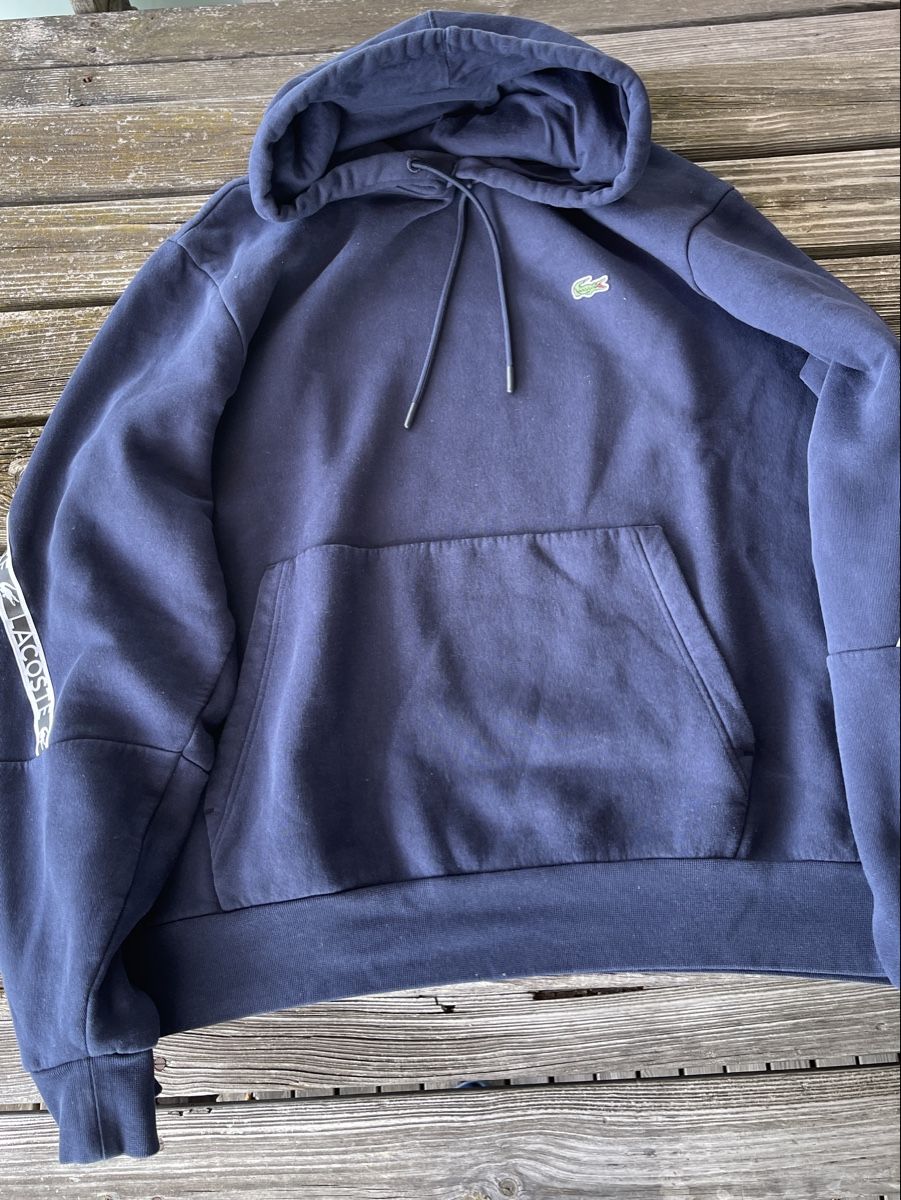 Lacoste Pulls & Sweat-shirts: Lacoste Hoodie – D'occasion à zürich par maulwurf53 1