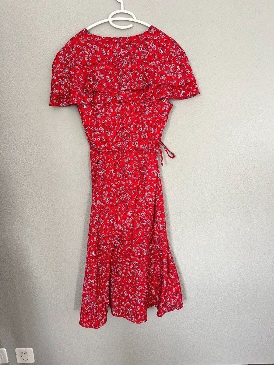 Boohoo Kleider: rotes Boohoo Kleid, Size 36 – Gebraucht aus Muri b. Bern von SigridW 1