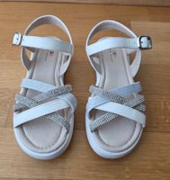 Sehr schöne Sandalen in Gr. 33, neuwertig, gewaschen