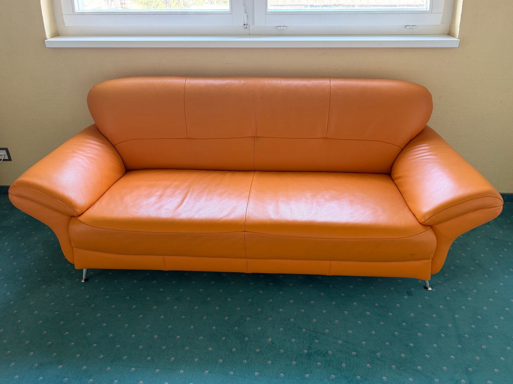 Divani: Sofa orange – Usato da Möriken AG venduto da jackAG