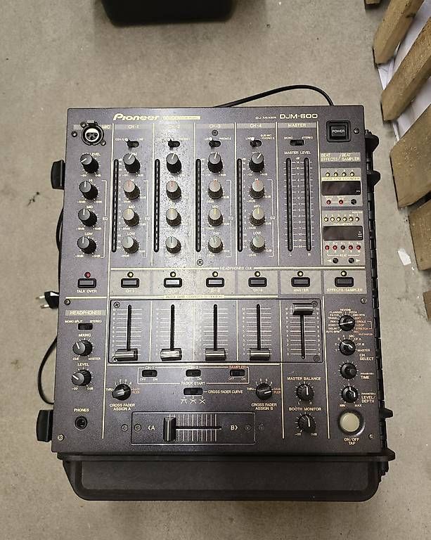 Mischpulte: Pioneer DJM 600 – Gebraucht aus Biel-Benken BL von Tizi218