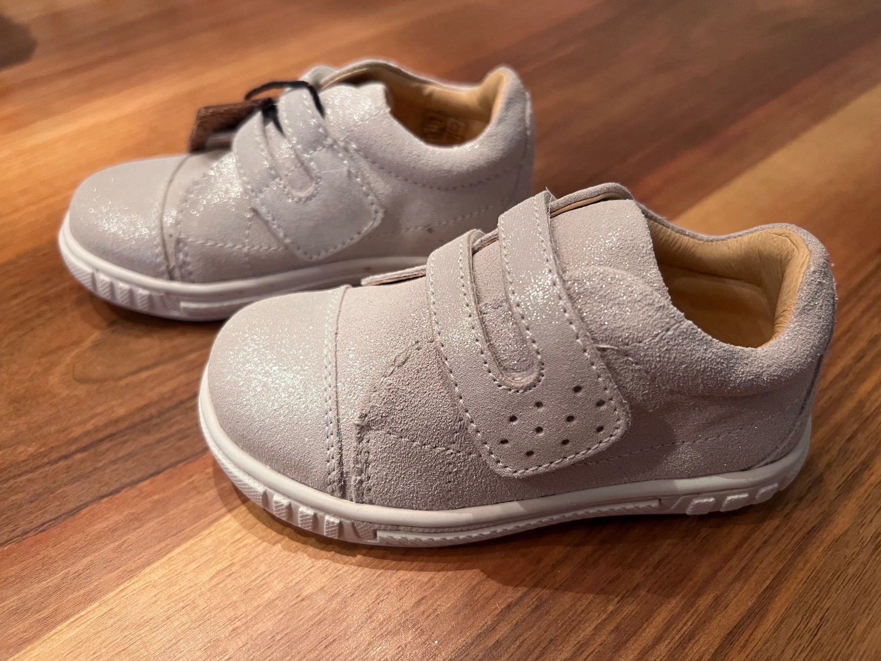 Scarpe per ragazzi: Ledersneaker, Move by Melton Silver Gr. 23, 26 – Nuovo e nell'imballaggio originale da Steinhausen venduto da Jan_CesilWeber