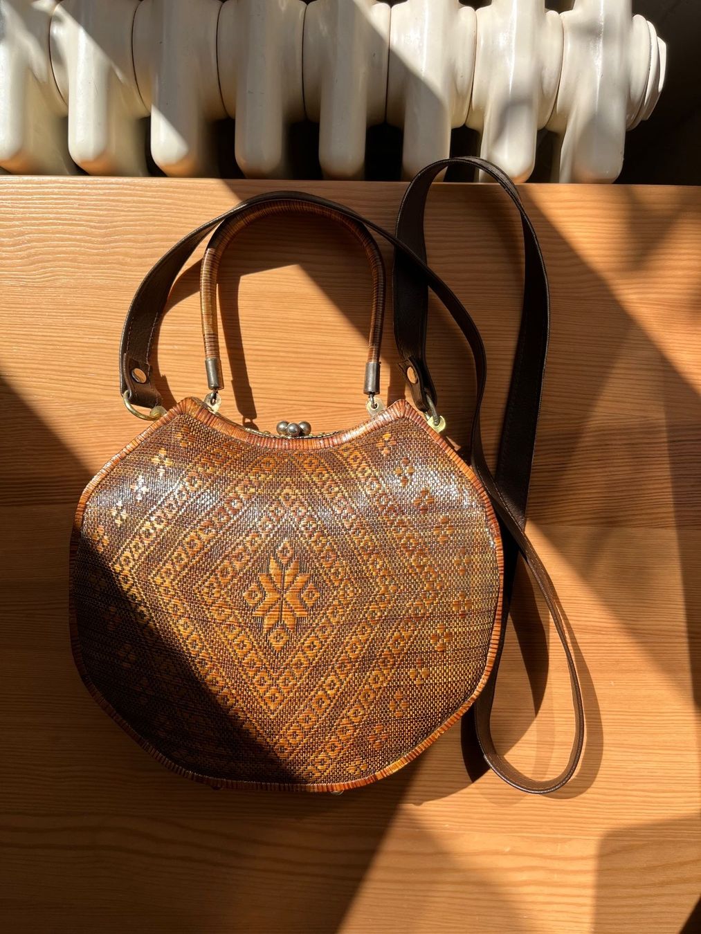 Borse da donna: Schöne geflochtene Vintage Tasche – Usato da Basel venduto da miriricar
