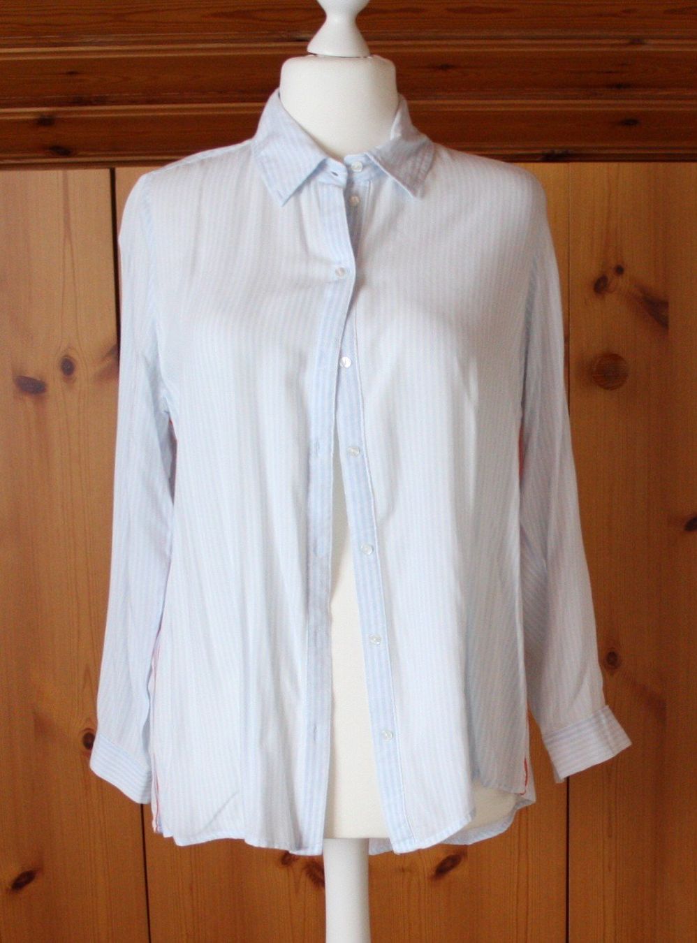 Camicette: Bluse Langarm blau - weiss Gr. L – Usato da Flüelen venduto da Diversicum-Curvy