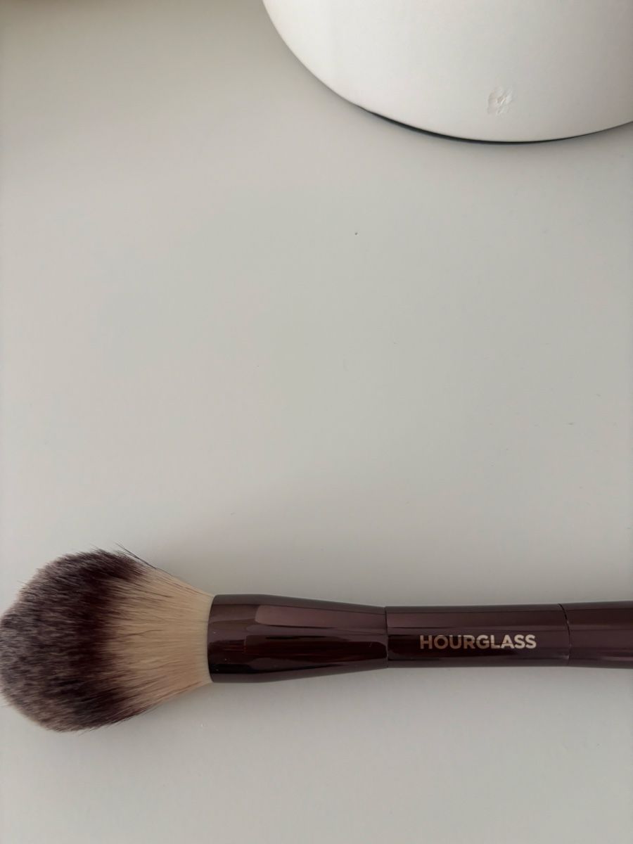 Hourglass Maquillage: Double Hourglass make up brush  – D'occasion à Horgen par lme_8kj7 1