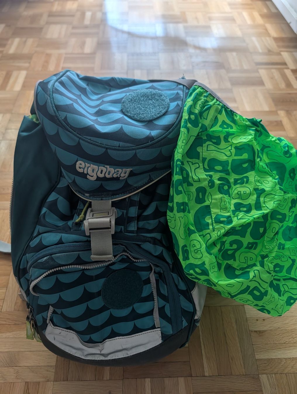 Ergobag Rucksäcke: Ergobag Schulrucksack – Gebraucht aus Horgen von snowflakekite 1