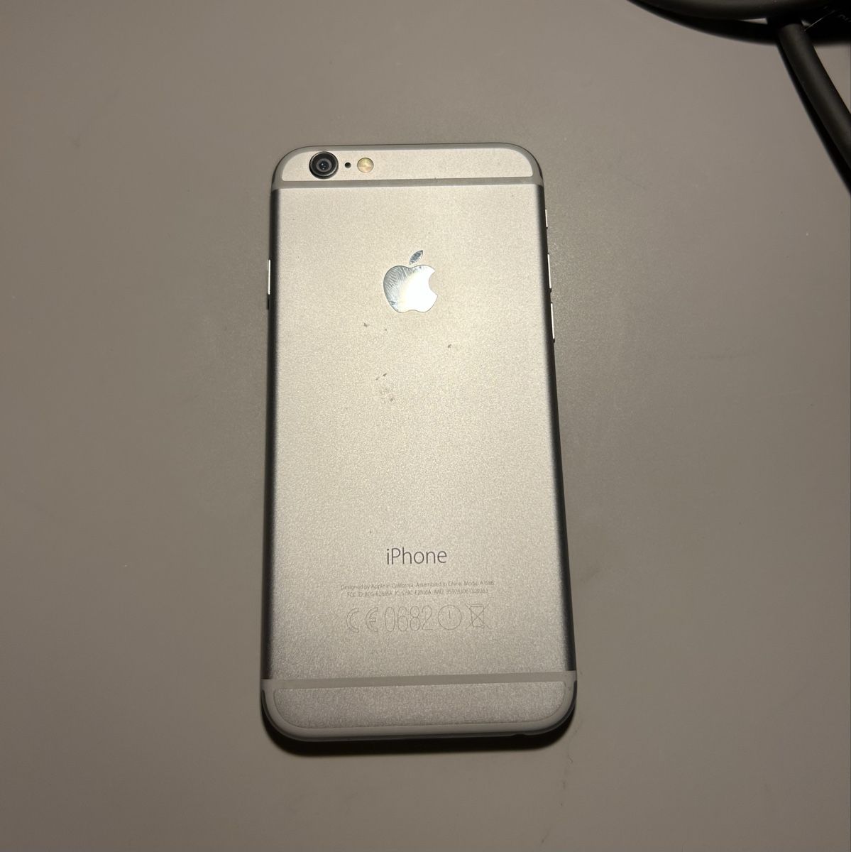 Apple Handys / Smartphones: Iphone 6 – Gebraucht aus Basel von lenarrari