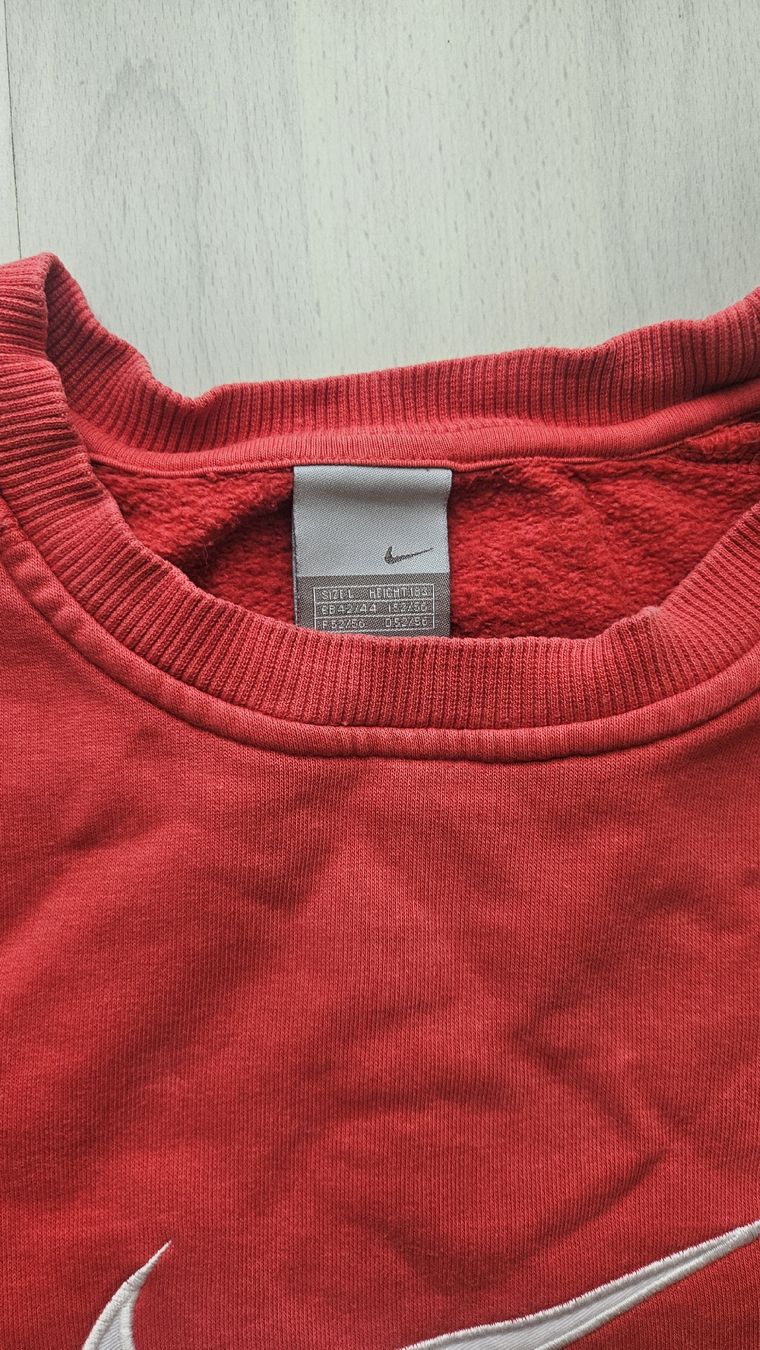 Nike Maglioni & Felpe: Vintage Nike Pullover rot Grösse L gebraucht – Usato da Möriken AG venduto da eni_2qn2 1