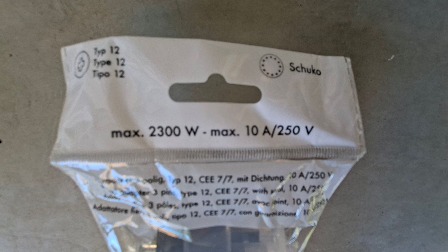 Laufwerke & Adapter: Fixadapter Typ 12 - Schuko – Neu und originalverpackt aus Winterthur von lou_zz88 1