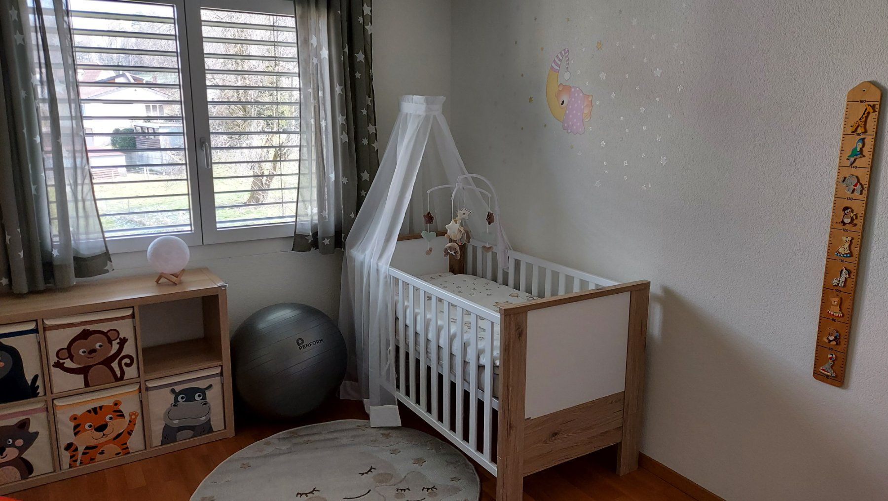Letti: Babybett und Wickeltisch – Usato da Anglikon venduto da Yari05 1