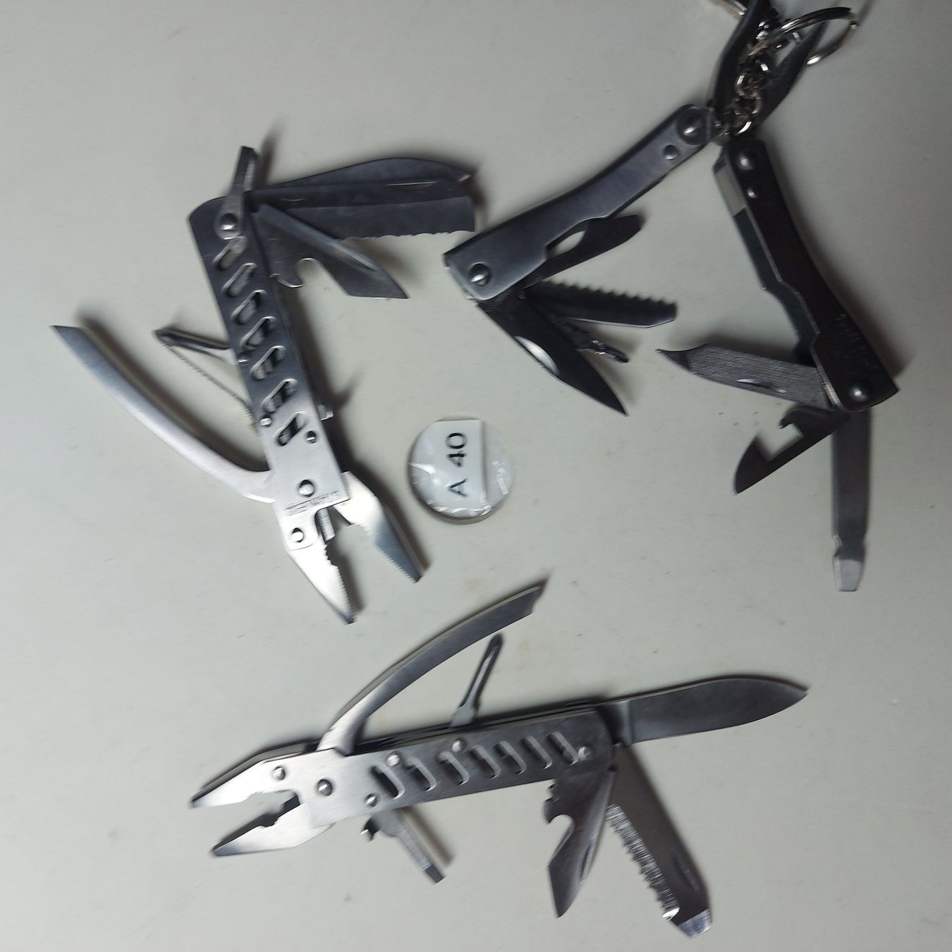 Couteaux de poche: 3 Sackmesser Tool Nr A 40 – Neuf (Voir description) à Opfikon par Seevogt47
