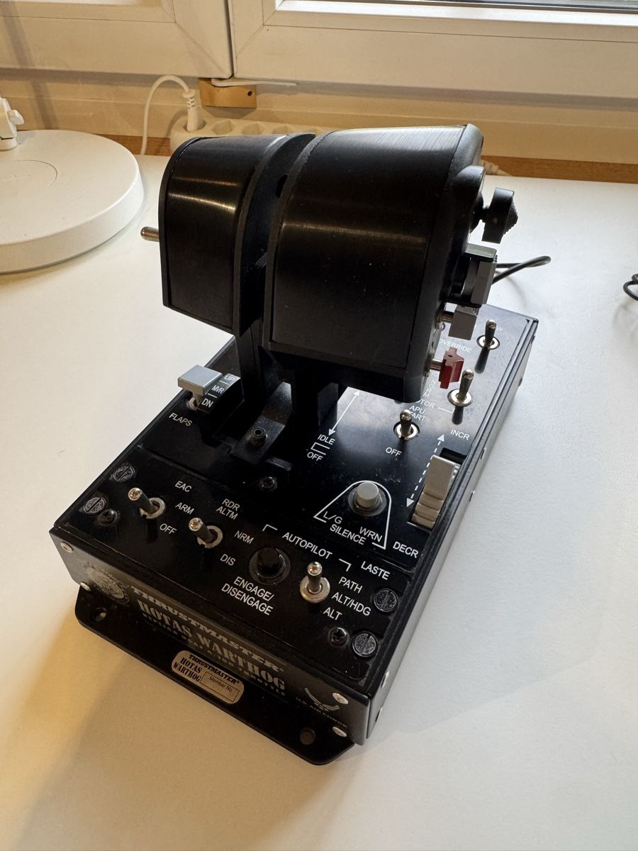 Thrustmaster Controller: Thrustmaster HOTAS Warthog (Joystick + Throttle) – Usato da Wohlen b. Bern venduto da col_fnb5 6