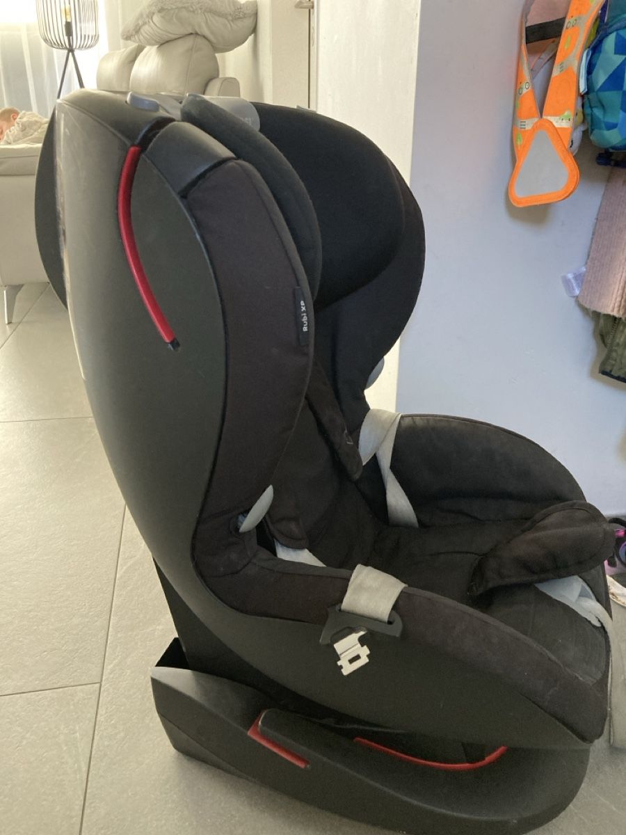 Maxi-Cosi Auto-Kindersitze: Maxi Cosi Kindersitz – Gebraucht aus Niederuzwil von raf_6vws 1