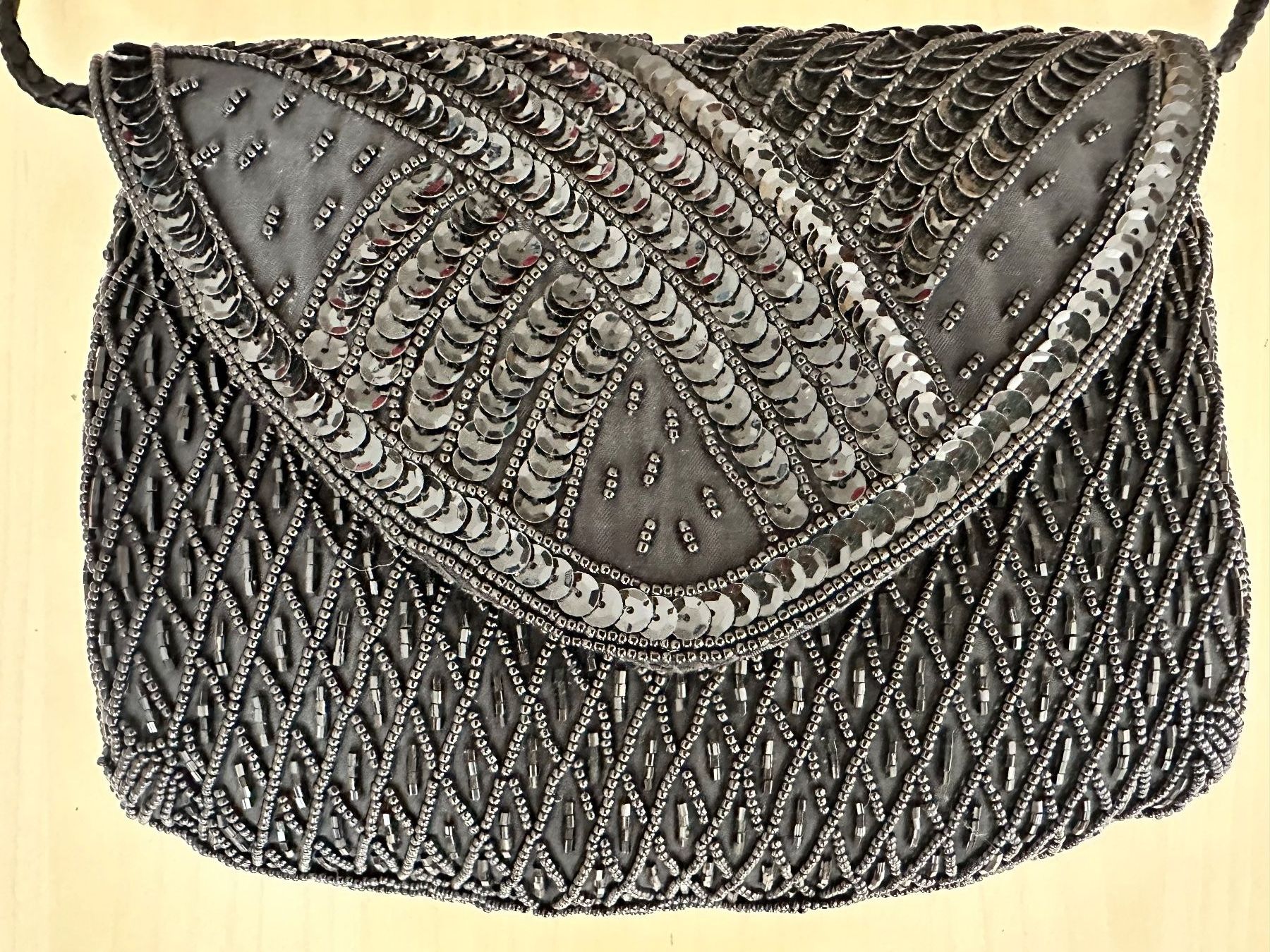 Borse da donna: Abendtasche mit Pailletten – Usato da Bülach venduto da Jubet