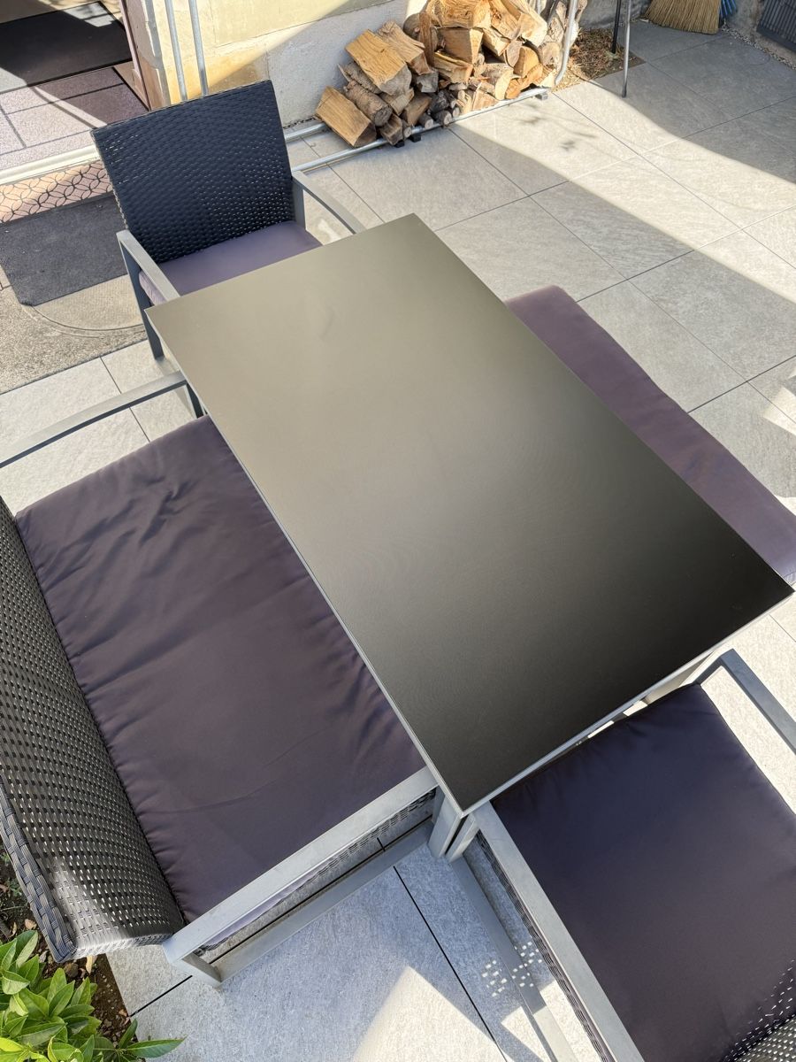 Tischset: Ensemble table et chaises jardin 4 pers. gris anthracite  – Gebraucht aus Crissier von ballydoolagh 4