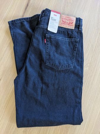 565 Levi's (Levi Strauss) Jeans W34 L32 neu mit Etikett