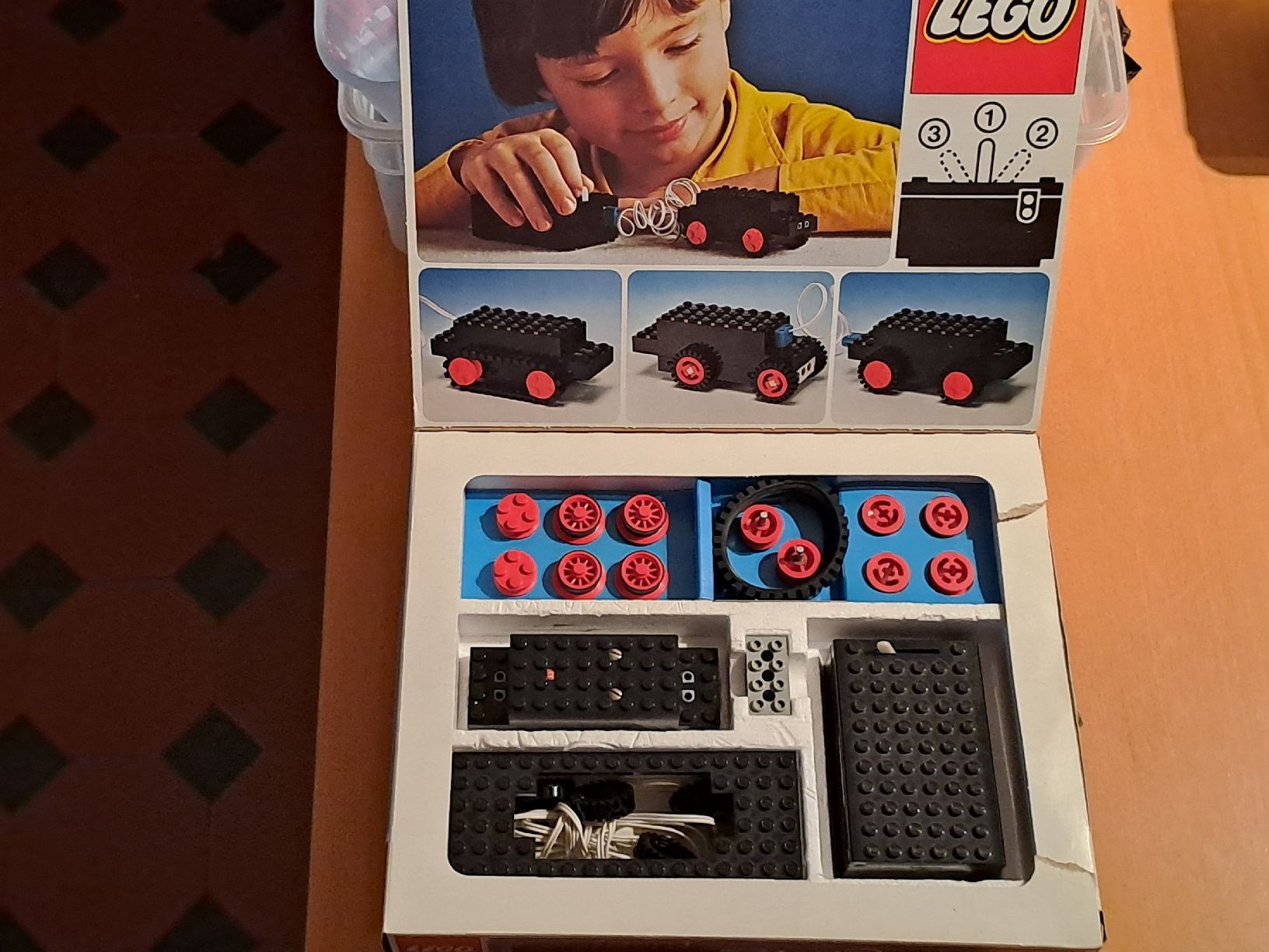 Lego Giocattoli: Lego Retro Motor Set 107  Versand möglich – Usato da Kestenholz venduto da Knox1973 1