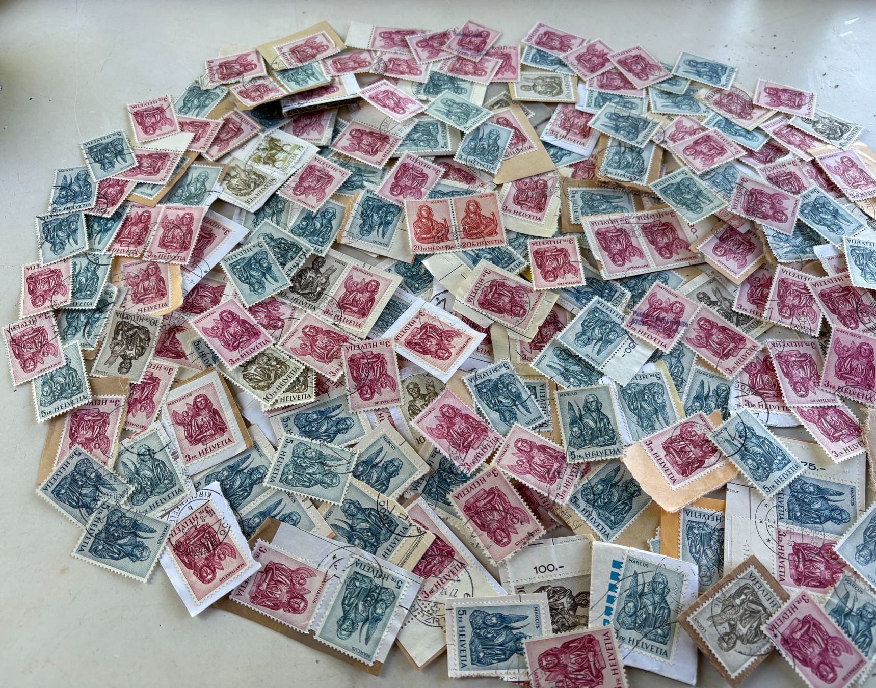 Tous les timbres: KONVOLUT EVANGALISTEN – D'occasion à Ostermundigen par crazy-horse-1840 1