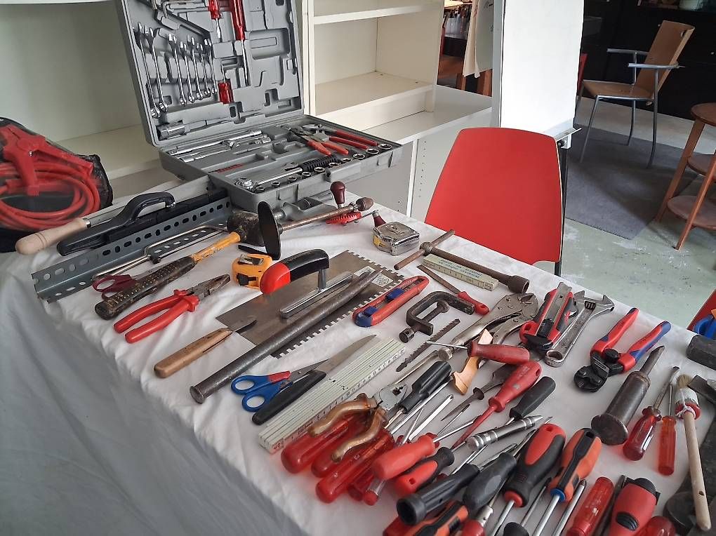 Tous les outils: Lot outils  – D'occasion à Gland par ren_lxf9 3