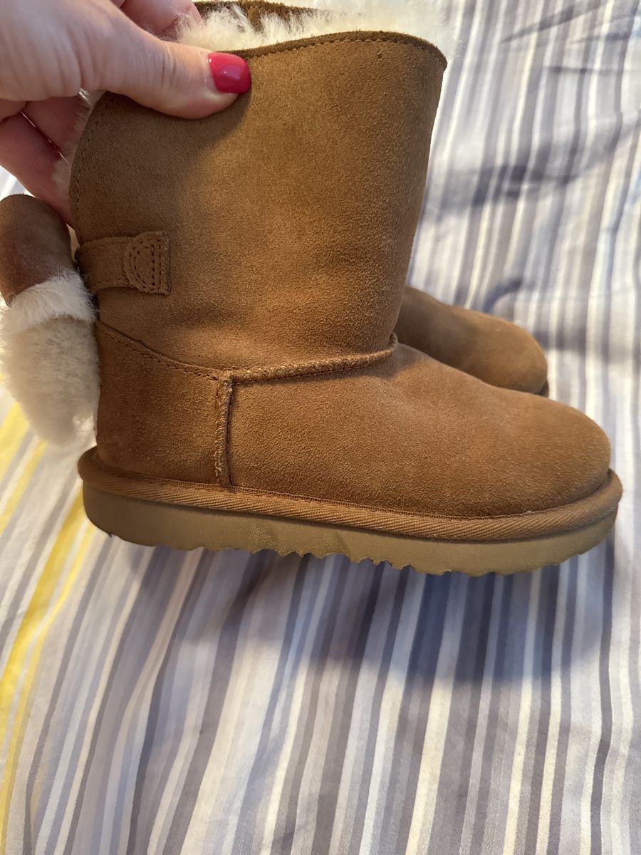 Ugg Scarpe per ragazze: UGG Gr.28.5 Neu – Nuovo (secondo la descrizione) da Wädenswil venduto da Veky78 1