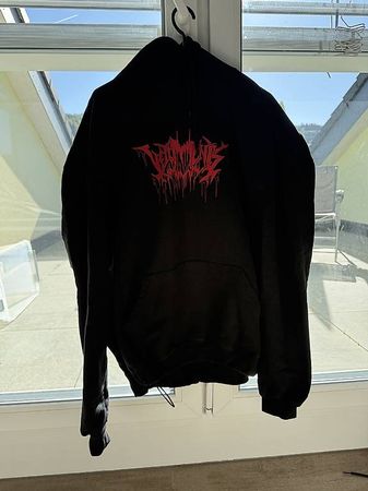 Vetements AW17 Metal Logo Hoodie