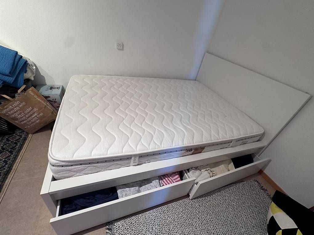 Ikea Letti: Neuwertiges Bett IKEA – Usato da Zollikon venduto da eva111 2
