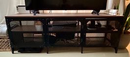 TV-Möbel FJÄLLBO Ikea, schwarz, industrial
