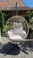 Hängesessel mit Ständer, Rattansessel