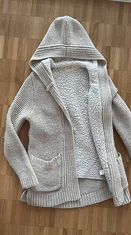 Giacche & Cappotti: Strickjacke mit Kapuze Gr 152/XS – Usato da Basel venduto da R__Mueller 2