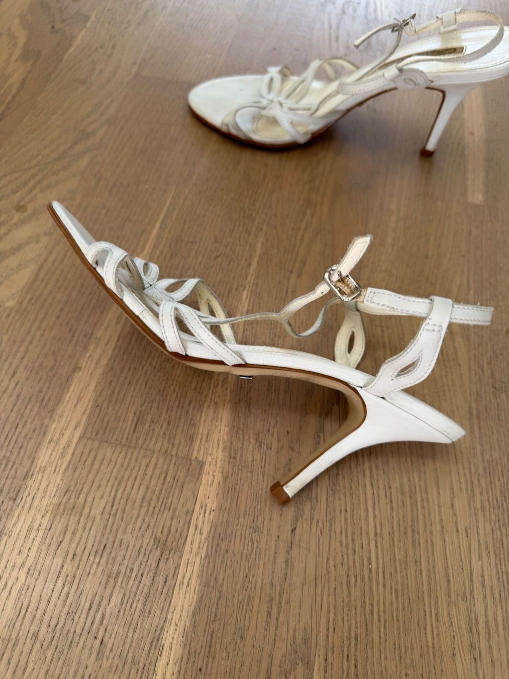 Buffalo Damenschuhe: Sandalette Leder von Buffalo – Gebraucht aus Horgen von ker_fz9z 2
