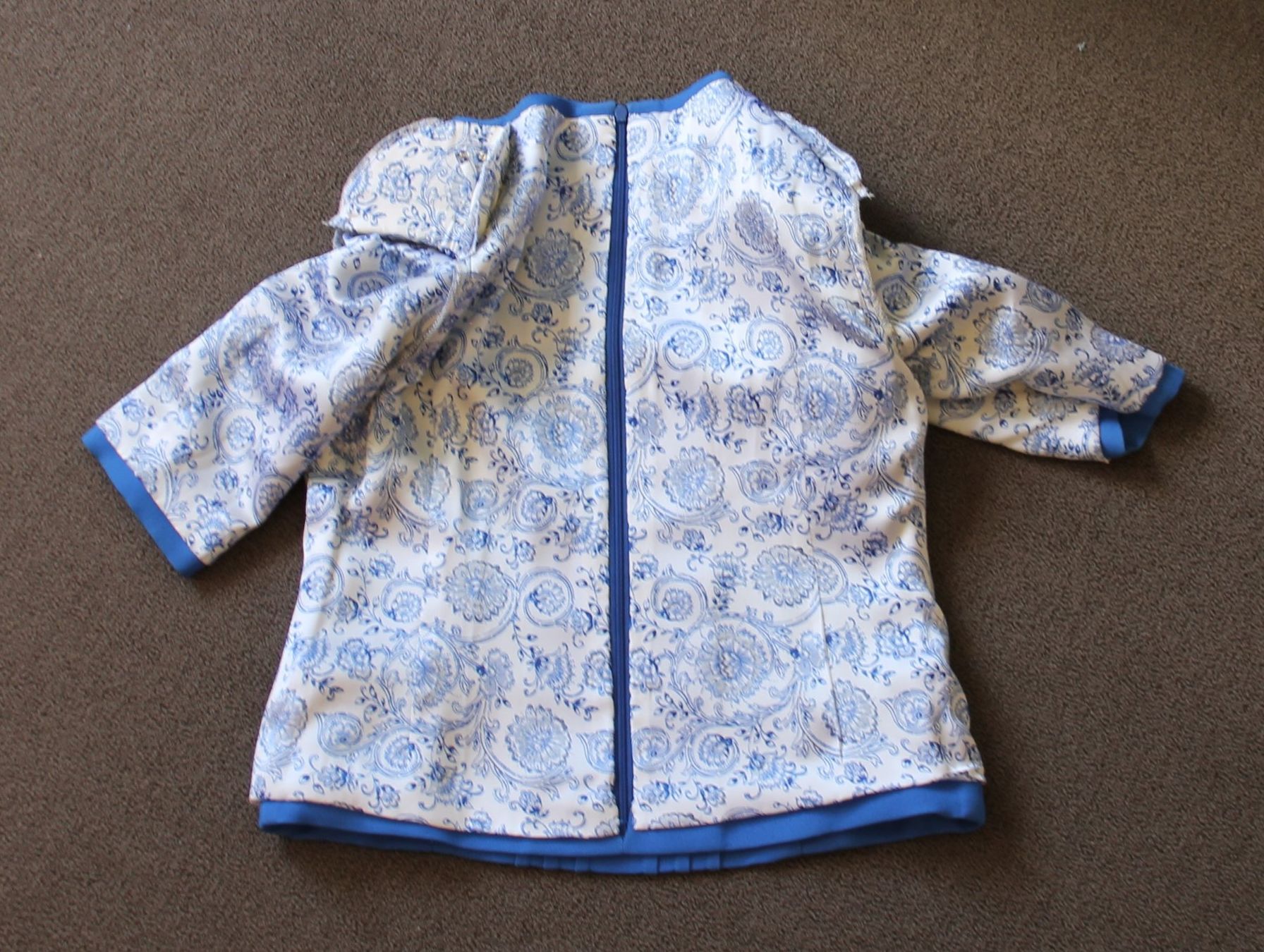 Chemisiers: Bluse mit Hose (CW) – D'occasion à Schaan par antikes_und_kurioses 7