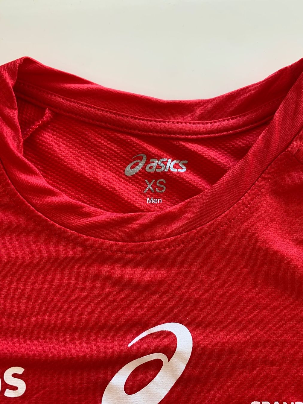 T-Shirts: Asics Sports shirt – Gebraucht aus Chexbres von doe_xns6 2