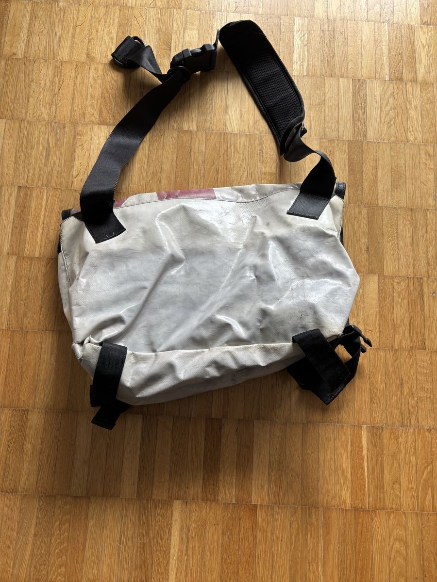 Freitag Borse: Freitag Messenger Bag – Usato da Uster venduto da ifree 1