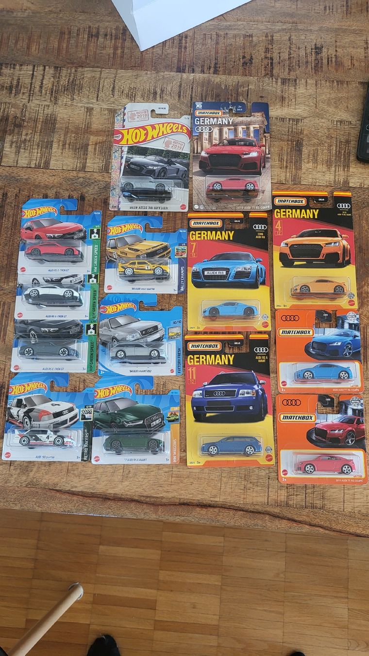 Hot Wheels Modellini d'auto: Hot Wheels Matchbox Audi Collection  Neu – Nuovo e nell'imballaggio originale da Jona venduto da mjo_f5t2 1